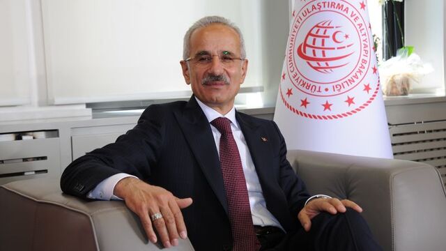 'Irak'taki 4 uçağı getireceğiz'