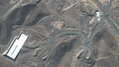 "Nükleer tesisler imha edilemedi"