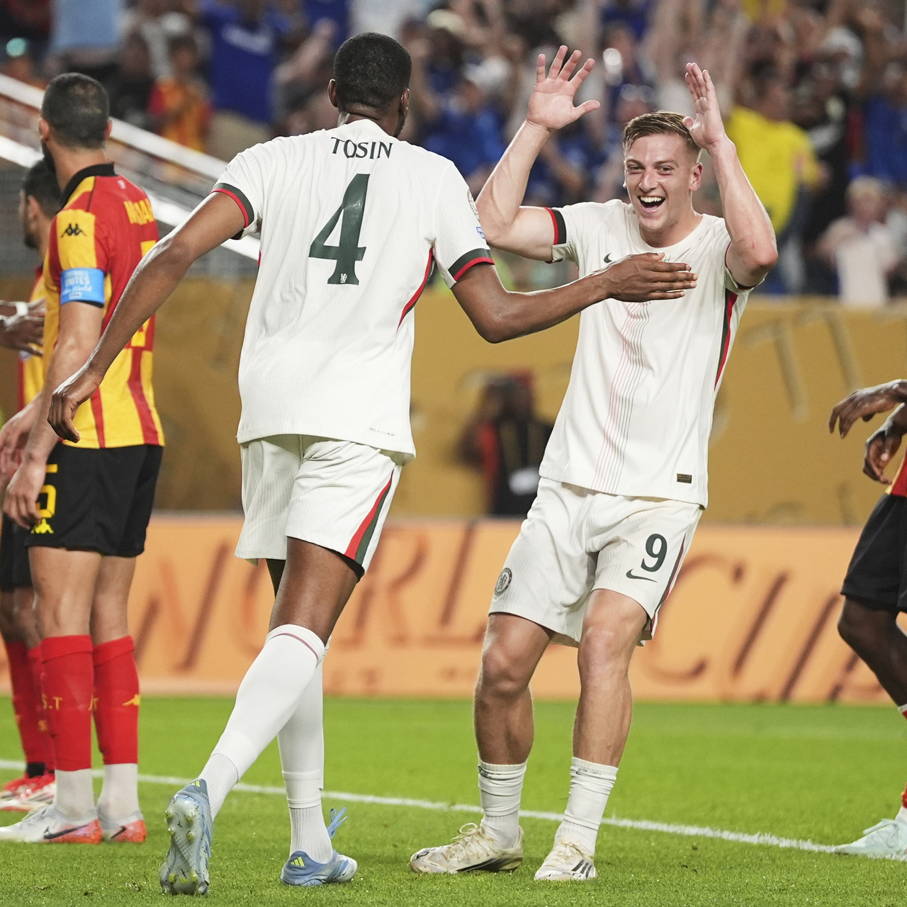 Chelsea 3 golle son 16'da!