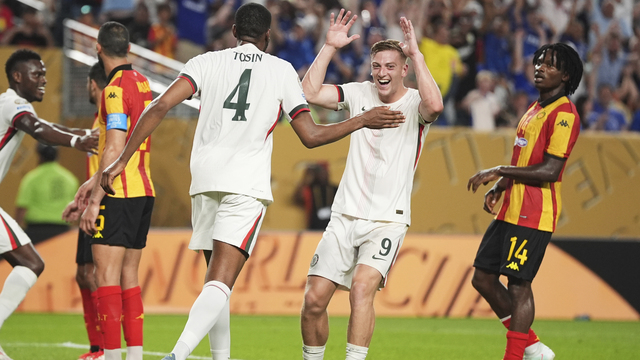 Chelsea 3 golle son 16'da!