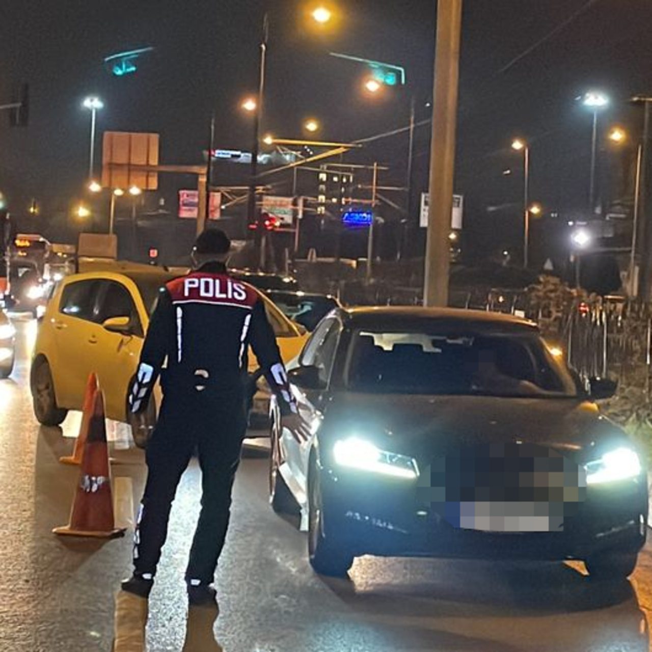 "Huzur İstanbul"da 806 kişiye gözaltı