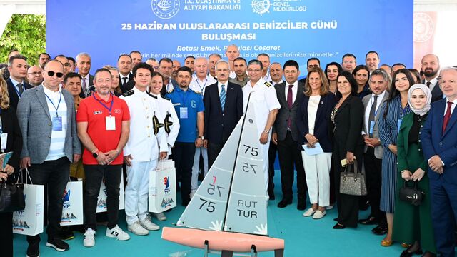Bakan Uraloğlu'ndan denizcilere müjde