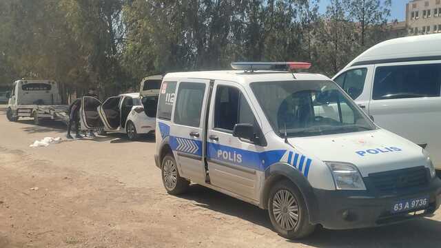 Evini bastığı kız arkadaşını öldürdü!