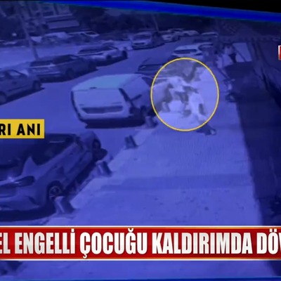 Engelli çocuğa dayak attı!