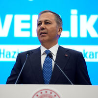 Yerlikaya açıkladı! 1.1 milyar TL'lik dolandırıcılığa darbe!