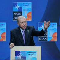 Cumhurbaşkanı Erdoğan'dan NATO Zirvesi dönüşü açıklamalar