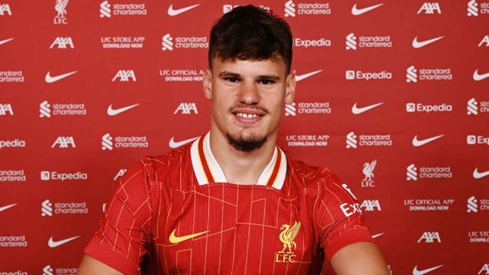 Liverpool, Milos Kerkez'i açıkladı!