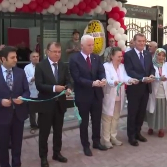İstanbul Valisi Gül, "Aile Sağlığı Merkezi" açtı