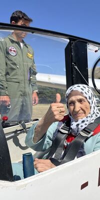 83 yaşında uçma hayali gerçek oldu