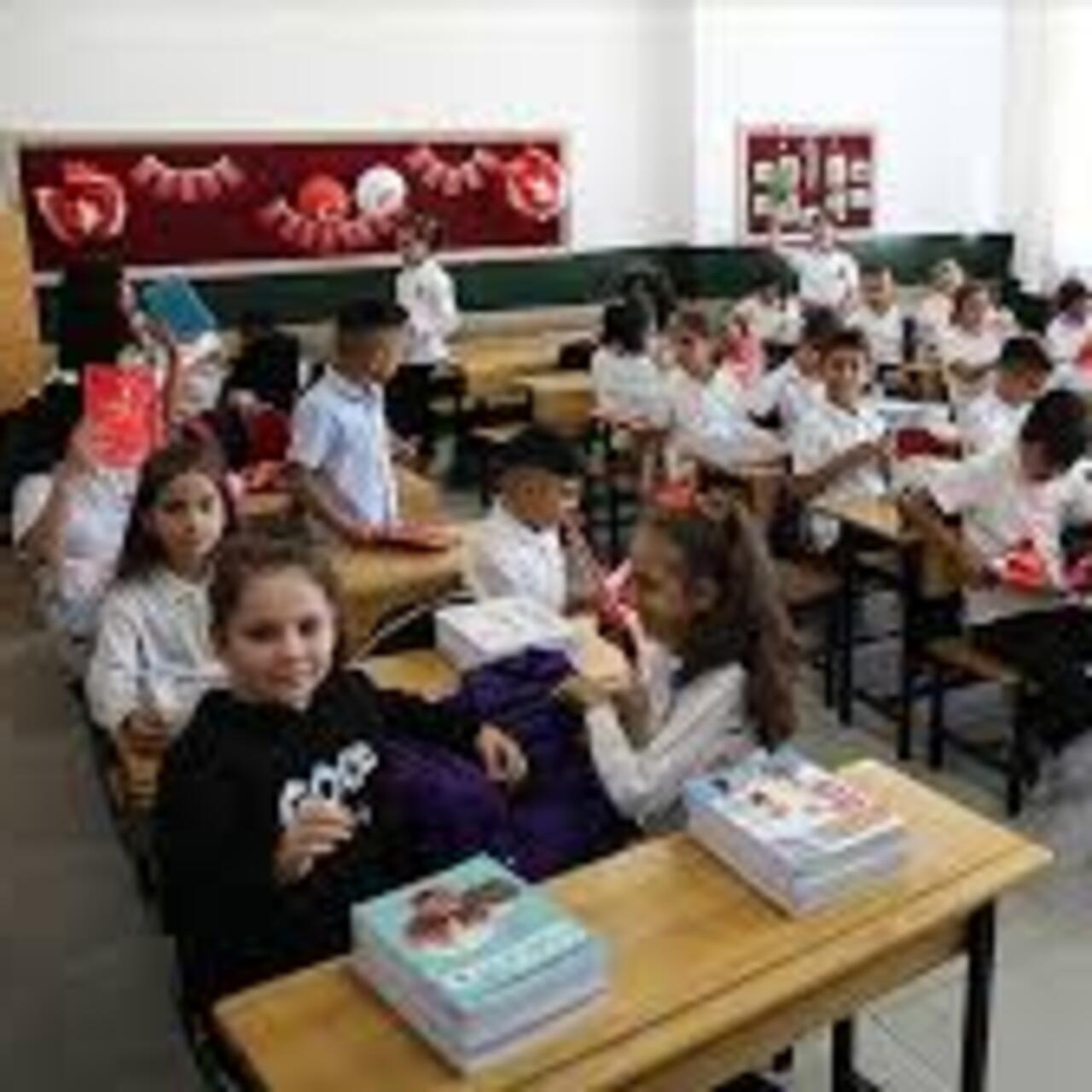 Okulların açılış tarihi belli oldu!