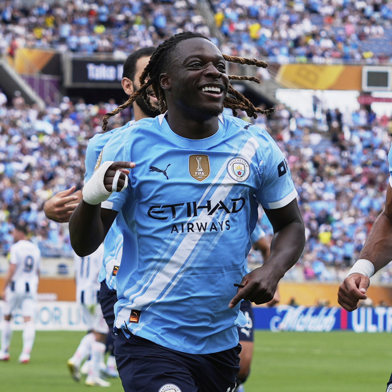 7 gollü maçta kazanan Man. City!