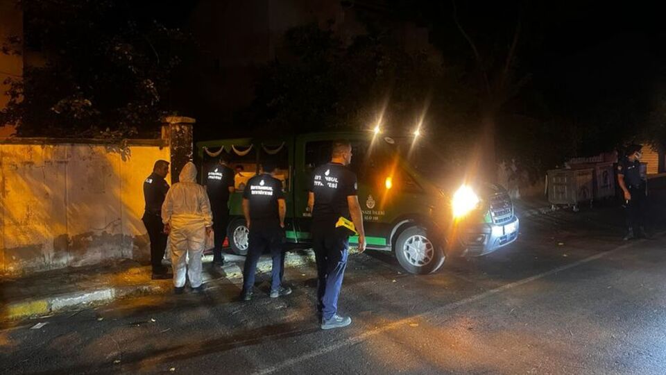 Metruk villanın bahçesinde cansız beden bulundu