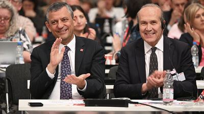 Özel, Almanya'da SPD Kongresi'ne katıldı