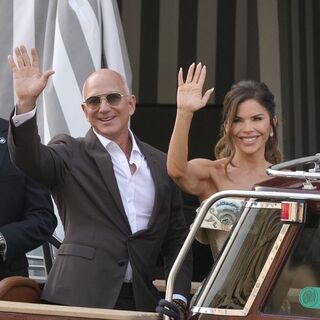 Yılın düğünü: Jeff Bezos ve Lauren Sanchez evlendi