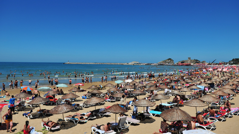 Sağlık Bakanlığı'ndan plajlara yakın takip