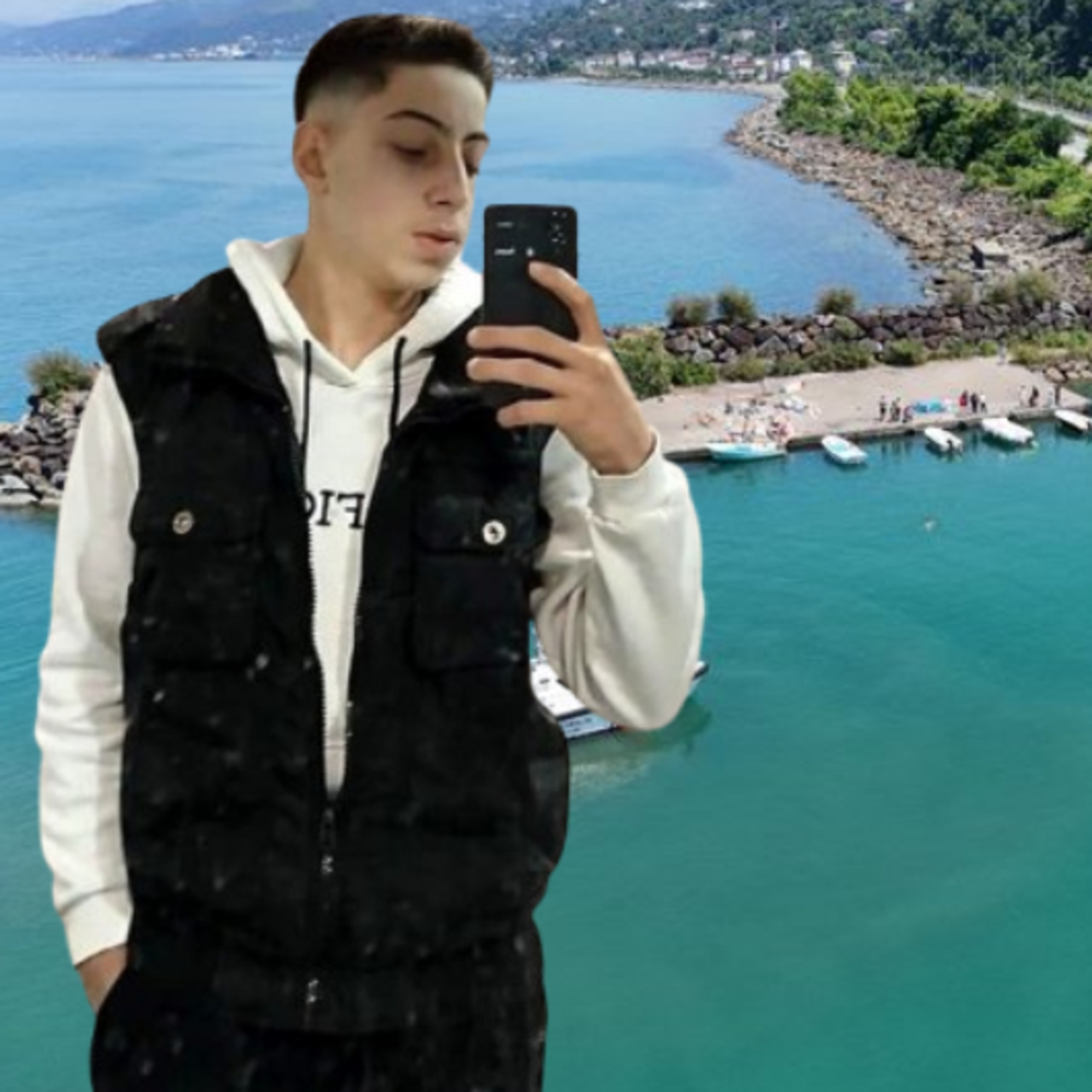 Kuzenleriyle girdiği denizde boğuldu