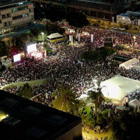 Tel Aviv'de binlerce kişiden protesto