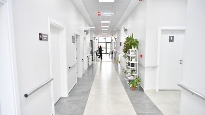 Ebe ve hemşirelerden maaş kesintisi itirazı