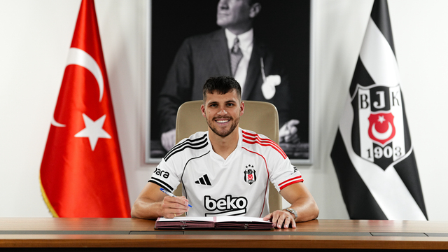 Beşiktaş, David Jurasek'i açıkladı!