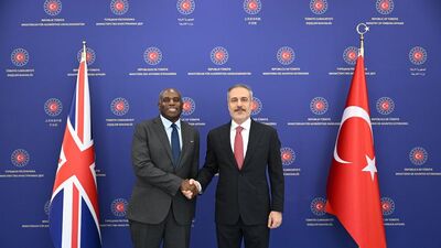 Bakan Fidan İngiliz mevkidaşıyla bir arada