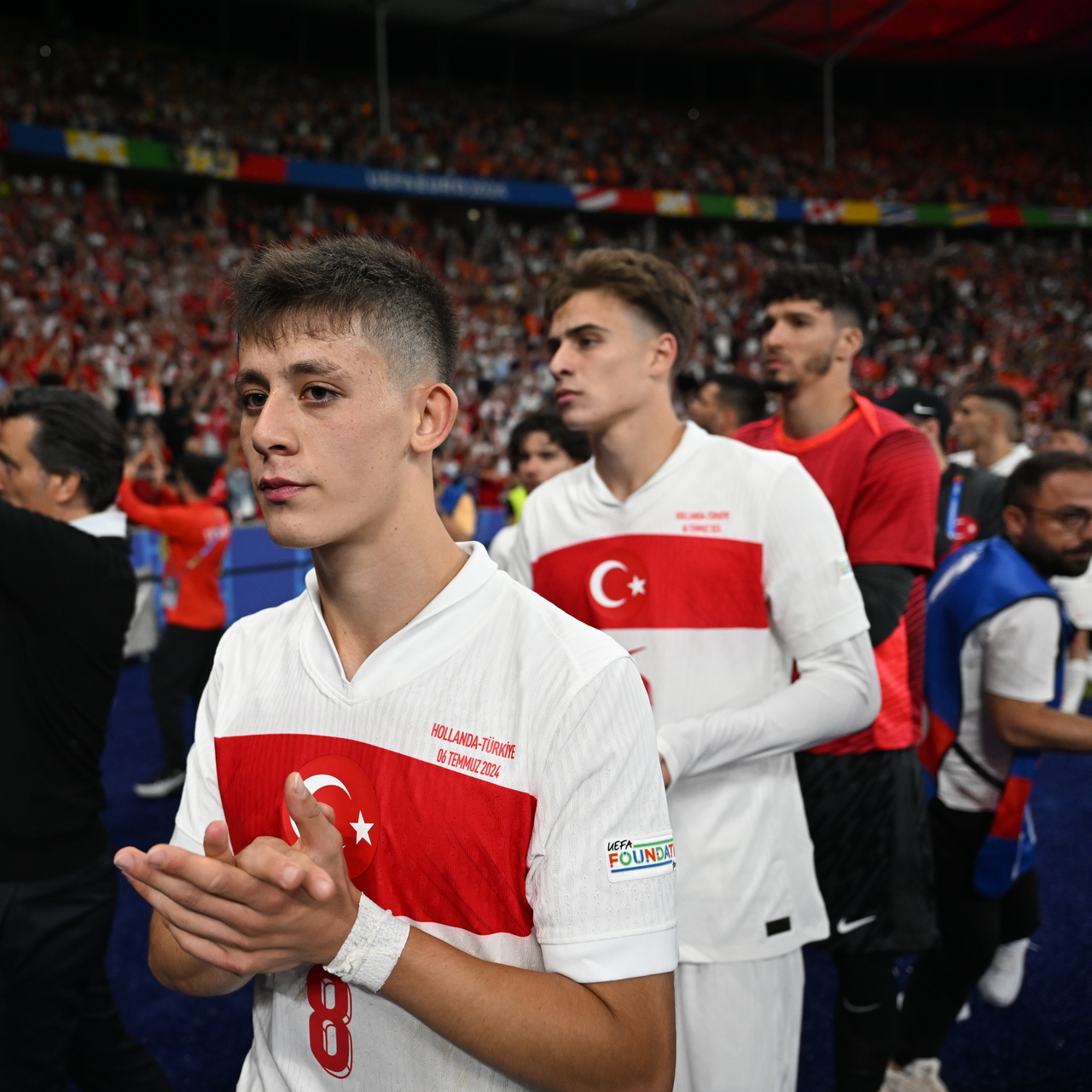 Alex'ten Arda ve Kenan'a övgü!