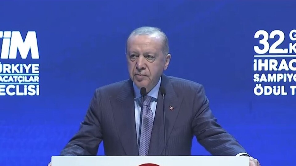 "Yıl sonunda enflasyonda 20'li rakamları görmeyi bekliyoruz"