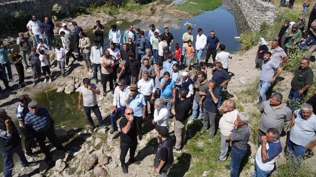 Melendiz'e karışan kanalizasyon tepkisi
