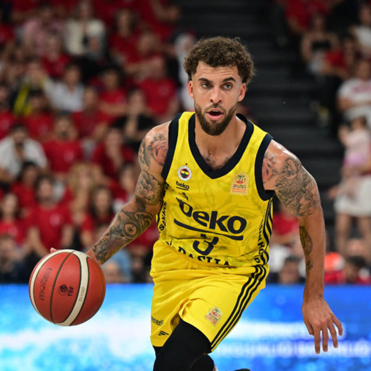 Fenerbahçe, Wilbekin ile nikah tazeledi!
