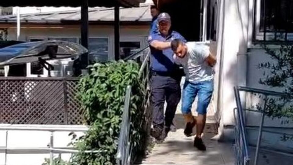 Bursa'da uyuşturucu operasyonu: 3 gözaltı