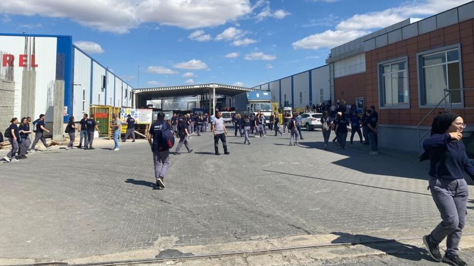 Eskişehir'de fabrikada yangın çıktı