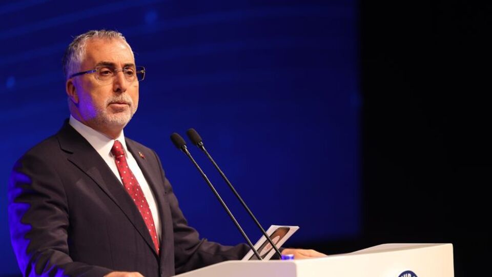 Bakan Işıkhan'dan en düşük emekli aylığı açıklaması