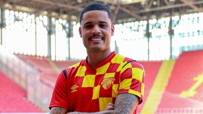 Göztepe imza şova başladı!