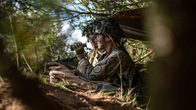 Danimarka'da kadınlara zorunlu askerlik