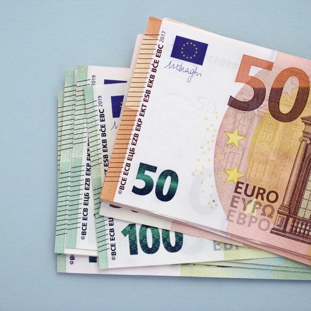 Euro 47 TL'yi gördü