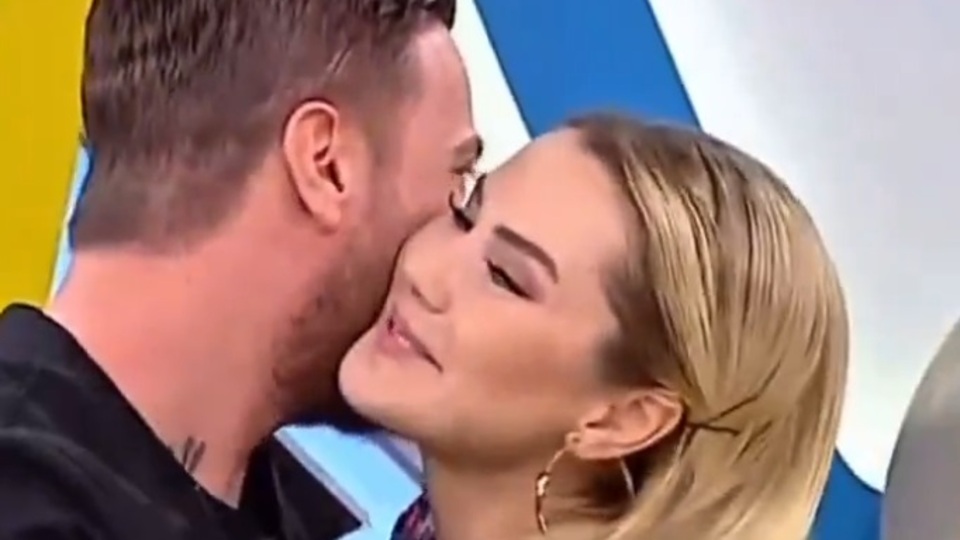 Eniştesi sevgilisi oldu