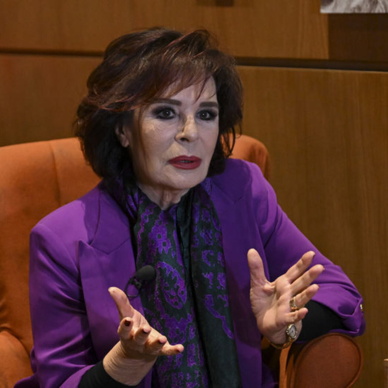 Hülya Koçyiğit: Ciğerimizde bir sızı, boğazımızda bir düğüm