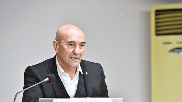 Eski İzmir Büyükşehir Belediye Başkanı Soyer gözaltına alındı