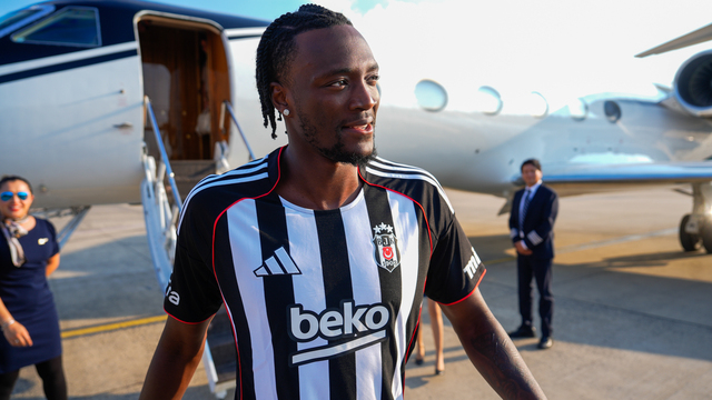 Beşiktaş'ın yeni golcüsü Abraham İstanbul'da!