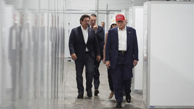 Trump "Timsah Alcatraz'ı" ziyaret etti