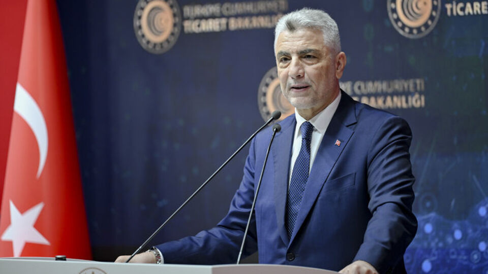 Ticaret Bakanı Bolat'tan Schengen vizesi açıklaması