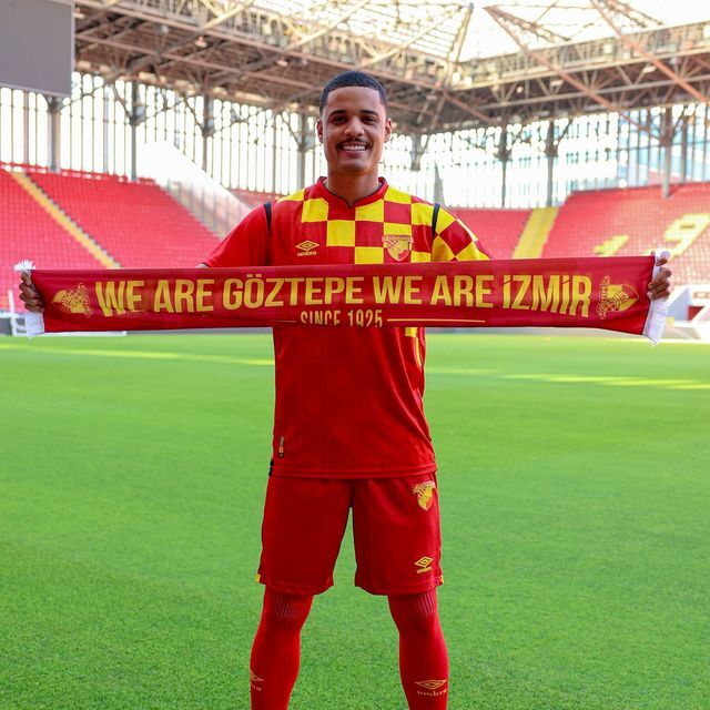 Göztepe'den çifte atak!