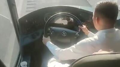 Herkesin hayatını kurtardı! Kaptan bayıldı, muavin devreye girdi!