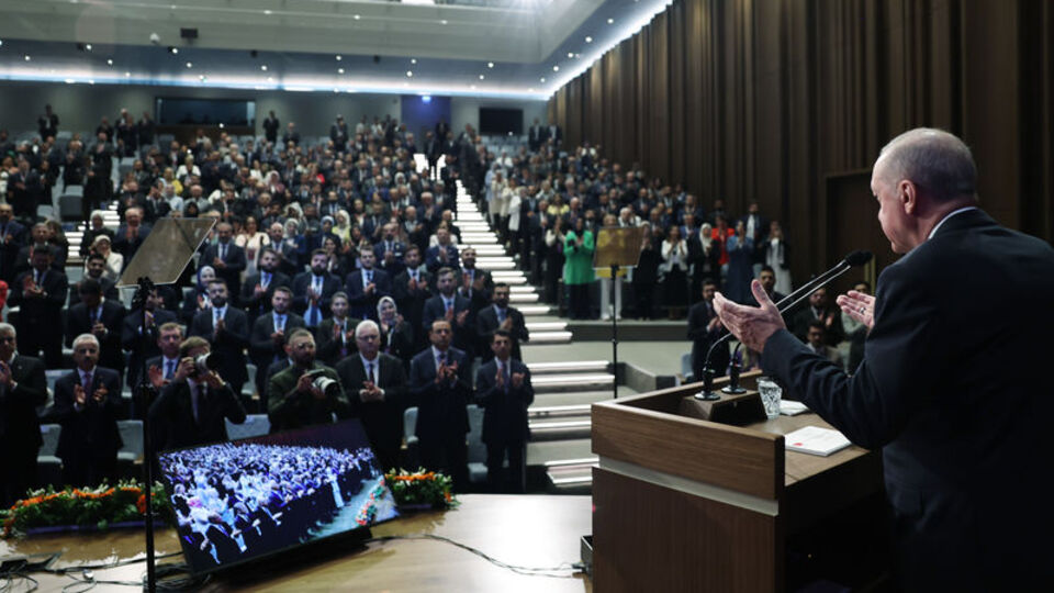 AK Parti sahaya iniyor: Terörsüz Türkiye süreci anlatılacak