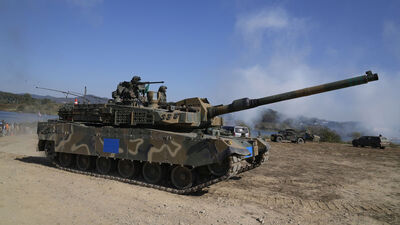 Polonya 6 milyar dolarlık tank alacak