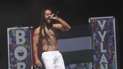 Manchester Festivali'nden çıkarıldılar