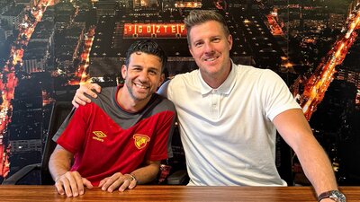 Göztepe, İsmail Köybaşı ile 1 yıl uzattı!