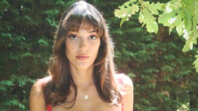 Saçlarını kahkülle yeniledi