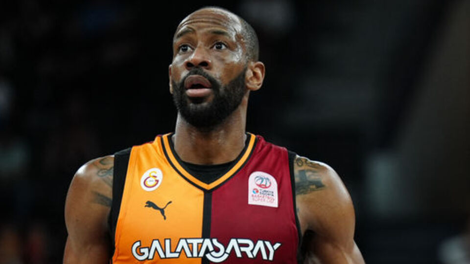 Galatasaray, Will Cummings ile nikah tazeledi!