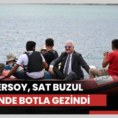 Kültür ve Turizm Bakanı Ersoy, Hakkari'de Sat Buzul Göllerinde botla gezinti yaptı