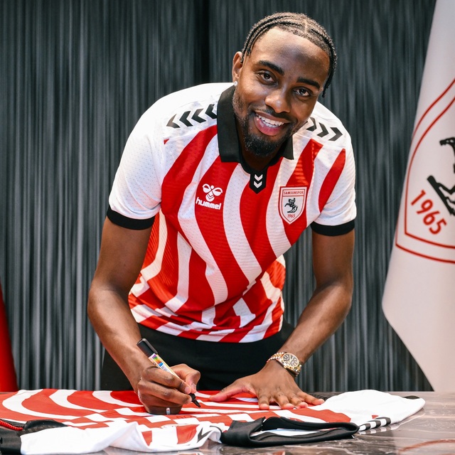 Samsunspor, Makoumbou'yu açıkladı!